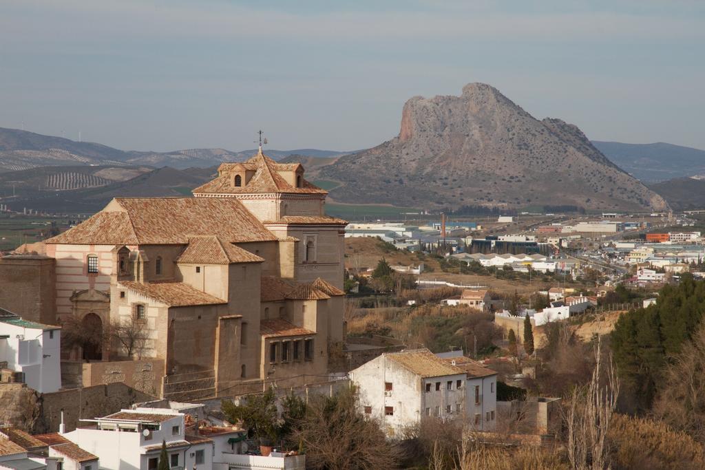 Los Dolmenes Antequera Exteriér fotografie