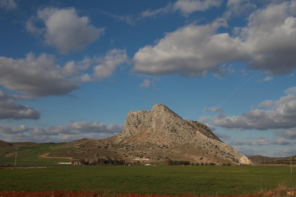 Los Dolmenes Antequera Exteriér fotografie